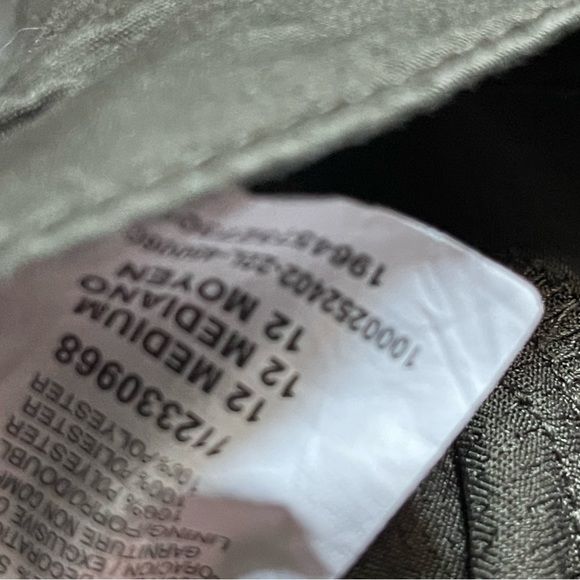 LEE ARMY GREEN SKIRT WITH FREE SHIRT/SCARF - Picture 5 of 8